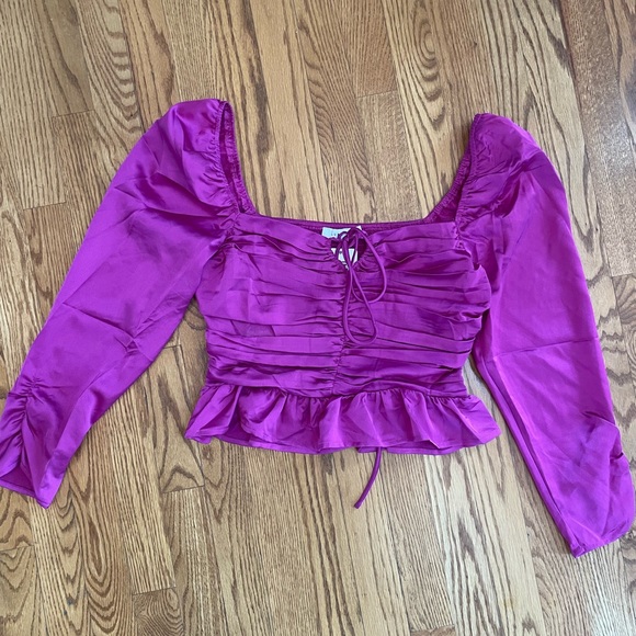Satin Fuchsia Cropped Top Size L- NWT - Picture 2 of 3